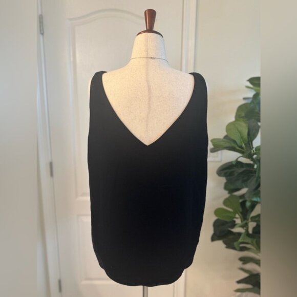 Black Velour Camisole in Women’s Size XL ❤️ - Picture 3 of 11